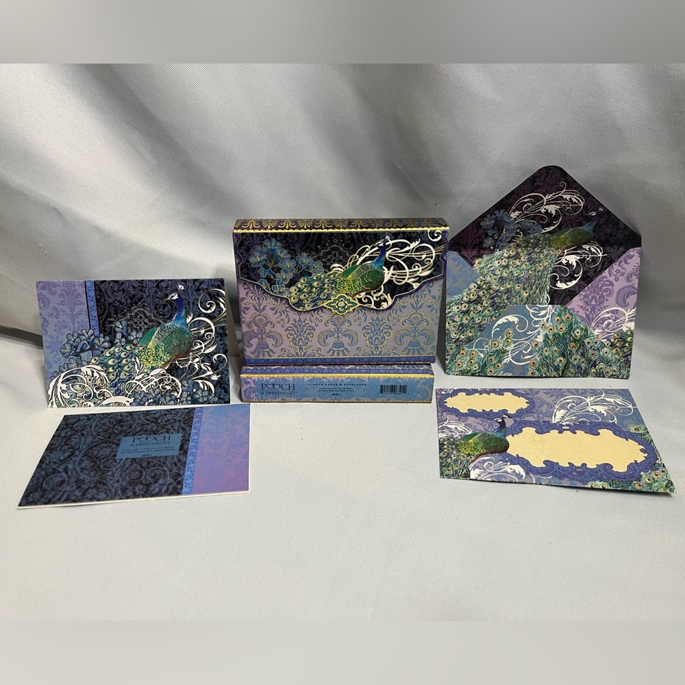 Pooch & Sweetheart: 10 Note Cards & Envelopes With Gorgeous Peacock Design